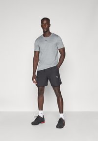 Puma CLOUDSPUN - Športne majice - medium gray heather