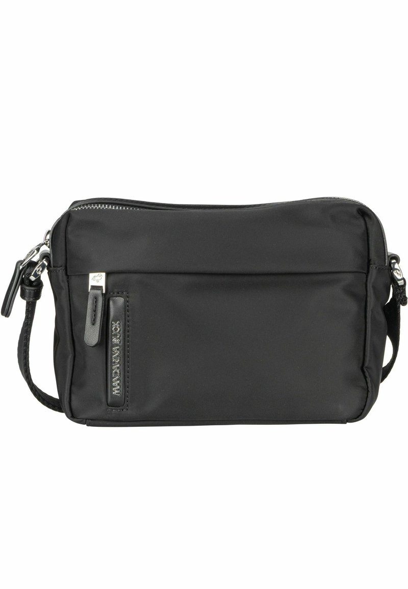 Borsa a tracolla nera in nylon con chiusura a zip, tasca frontale, tracolla intrecciata e dettaglio del logo inciso. Forma rettangolare compatta.