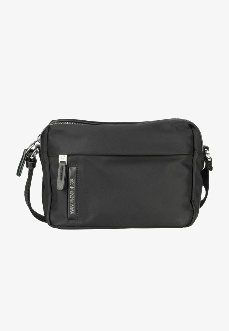 Borsa a tracolla nera in nylon con chiusura a zip, tasca frontale, tracolla intrecciata e dettaglio del logo inciso. Forma rettangolare compatta.