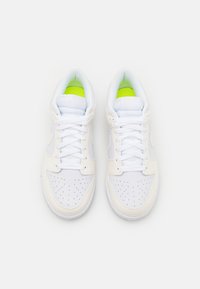 Nike Sportswear DUNK NEXT NATURE - Sapatilhas - white/sail