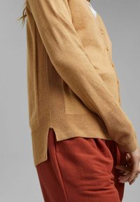 Esprit Kardigan - brown