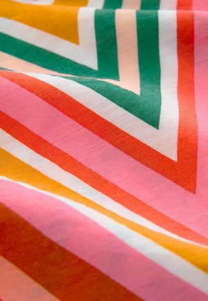 Tessuto colorato con un motivo a zigzag che presenta strisce arancioni, rosa, verdi e bianche di larghezze variabili. Tessuto liscio e leggero.