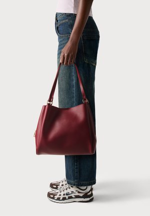 VMNAYA SHOULDER BAG - Handbag - syrah