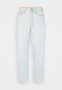 Světle modré džíny s vysokým pasem a rovnými nohavicemi, s předním zapínáním na knoflík a zip, předními a zadními kapsami a poutky na pásek.
