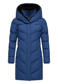 Blauwe pufferjas met een grote capuchon, voorzien van diagonale quiltstiksels, twee zijzakken en een ritssluiting. De binnenkant is gevoerd met zwarte stof.