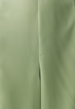 WILLA, FABIAN JUMPSUIT - Lühikeste varrukatega bodi - sage green
