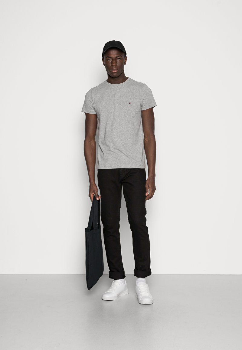 Tommy Hilfiger New Stretch Tee C Neck T Shirt Basic Cloud Heather Lichtgrijs Gemeleerd Zalando Nl