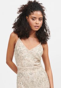 BEAUUT EMBELLISHED SEQUINS - Abiti per occasioni speciali - cream