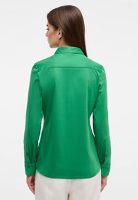 Eterna JERSEY SHIRT - FITTED - Button-down blouse - dunkelgrün