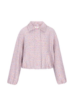 Chaqueta corta rosa con tejido texturizado salpicado de varios colores, cuello puntiagudo y puños y bajo elásticos.