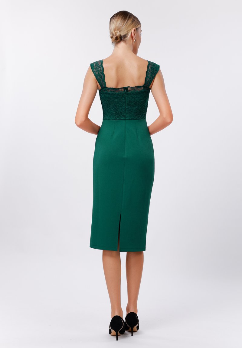 slim fit dress slacks Green Velvet Dress – YoshnasByEla main image 0