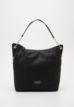 Bolso de hombro negro GUESS con material texturizado, cremalleras doradas en los lados y una correa desmontable, logo impreso cerca del centro inferior.