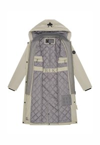 Lange beige parka jasje met een doorgestikte grijze binnenkant, voorzien van een capuchon, twee borstzakken en een ritssluiting aan de voorkant. Accenten zijn onder andere een textuurlabel.