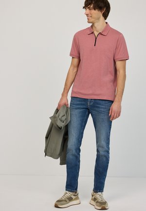 Street One MEN short sleeve - Polo collar - melange look - Polo - sunrise red