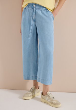 Cecil, HIGH WAIST WIDE LEG HOSE IM WASHED-LOOK - Jean boyfriend - light blue wash