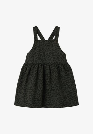 Robe en imprimé léopard en tissu vert foncé, dotée de bretelles réglables, d'une jupe froncée et d'une poche avant avec des accents de boutons.