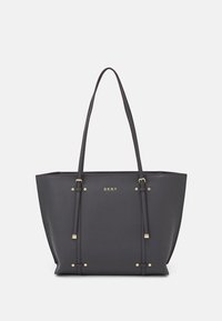 Czarna torba na ramię wykonana z ekologicznej skóry; posiada cienkie ramiączka, złote okucia oraz logo marki z przodu.