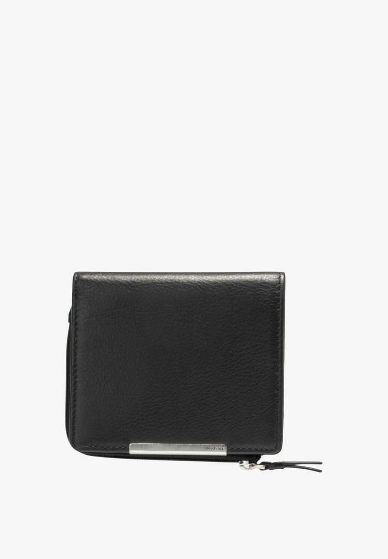 Portefeuille en cuir noir avec une texture lisse, fermeture éclair et des détails en métal argenté à l'avant. Forme rectangulaire.