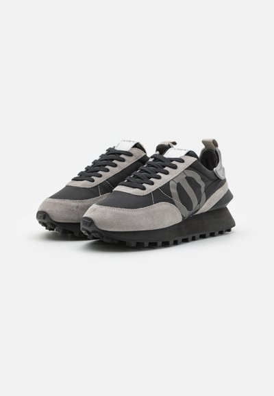 Iceberg LOOP - Zapatillas - grey/black