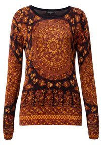 Suéter de mangas largas con un intrincado patrón de paisley en naranja y negro, cuello redondo y tejido texturizado.