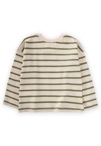 Camisa de manga larga a rayas con rayas verdes horizontales sobre un fondo crema, con un escote redondo y fabricada en suave algodón.