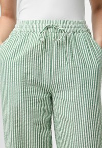 Pieces PCSALLY - Pantalon classique - fairway