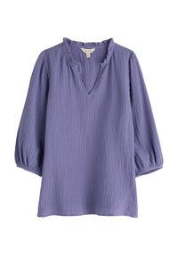 Blusa lilla in tessuto texturizzato con scollatura a V, colletto arricciato e maniche a sbuffo 3/4, realizzata in tessuto leggero.