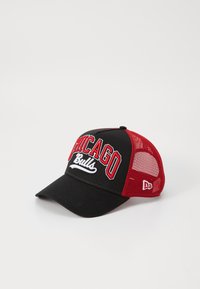 NBA EFRAME TRUCKER UNISEX - Club wear - black/red