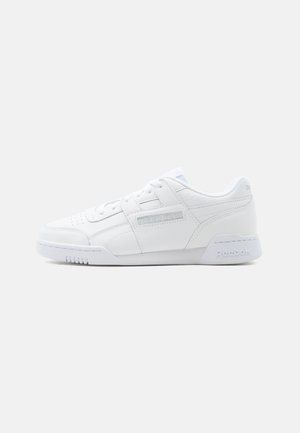 Reebok Classic WORKOUT PLUS UNISEX - Športni copati - footwear white