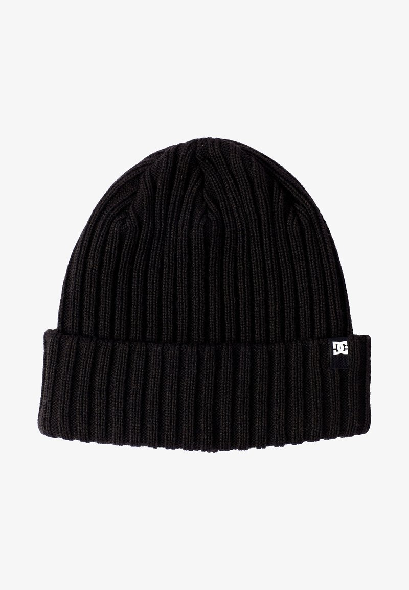 Czarna wełniana czapka z dzianiny o prążkowanej fakturze, z podwiniętym mankietem i małą metką z logo z boku.