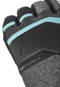 Schwarze Softshell-Handschuhe mit gepolsterten Akzenten und einem türkisfarbenen Streifen. Strukturiertes graues Gewebe an der Handfläche mit "SOFTSHELL"-Label. Fünf-Finger-Design.