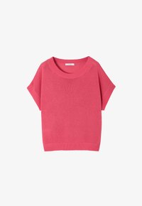 Unselected, coral