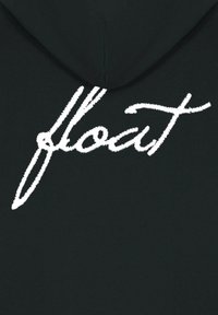 Felpa nera con cappuccio caratterizzata da una prominente scritta corsiva bianca "flout" ricamata sul retro, con una texture liscia e un design classico del cappuccio.