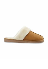 Brune ruskinds slippers med en blød hvid faux fur-foring, åbent tå-design og en flad gummisål. Syningsdetaljer langs kanterne.