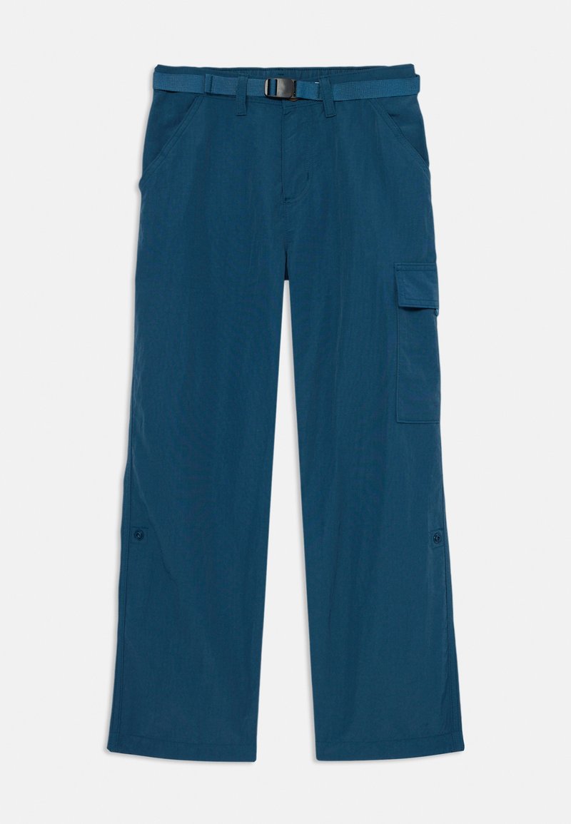 Μπλε cargo παντελόνι με υφασμάτινη υφή, που διαθέτει κλείσιμο με κουμπί, θηλιές ζώνης και πλαϊνές τσέπες. Σχεδίαση με ίσια πόδια και λειτουργικές λεπτομέρειες.