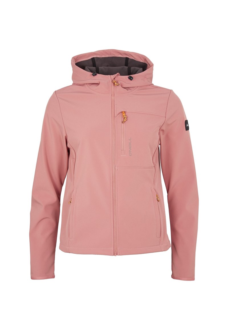 Giacca softshell rosa con cappuccio, apertura frontale con zip e tasca sul petto. Presenta dettagli scuri e coulisse regolabili. Texture liscia.