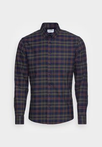 Camicia button-up in plaid navy, verde e bordeaux. Maniche lunghe, colletto classico e orlo dritto. Tessuto morbido con una texture liscia.