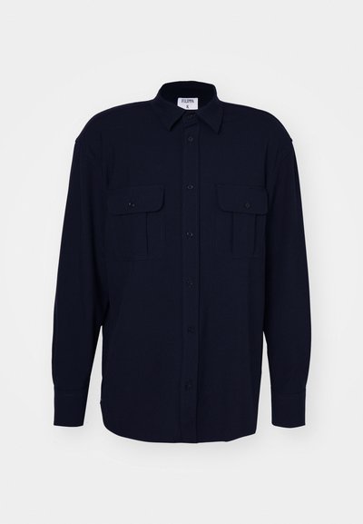 Filippa K RELAXED PATCH POCKET SHIRT - Ing - navy