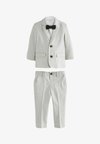 BLAZER, SHIRT, TROUSERS & BOW TIE SET - REGULAR FIT - Blazer - neutral