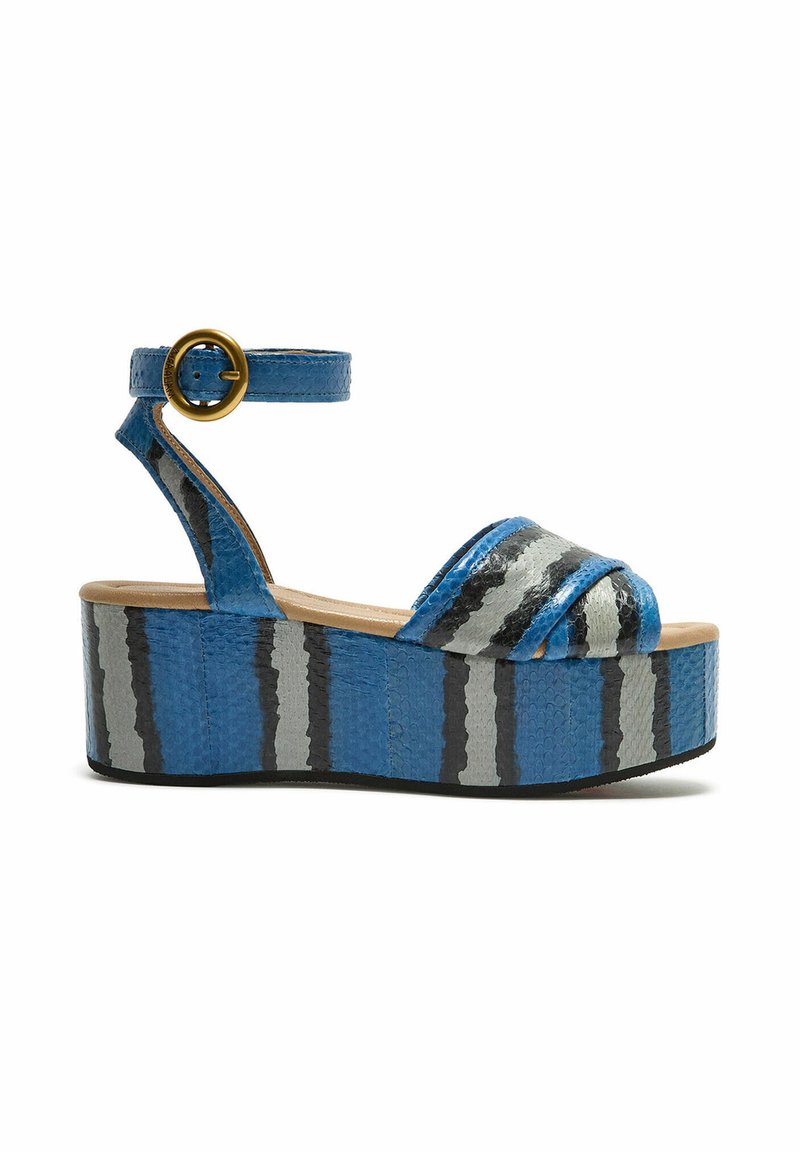 Sandali con plateau blu dalla finitura strutturata, caratterizzati da righe grigie e nere. Cinturino alla caviglia regolabile con dettaglio fibbia dorata.