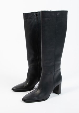 Boots - black