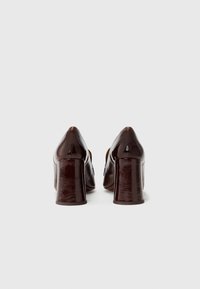 Chie Mihara LOHAN - Decolleté - castaño/linda purple/sucre choco