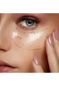 KIKO Milano MASK TIME FACE & EYE MASK SET - Skincare set