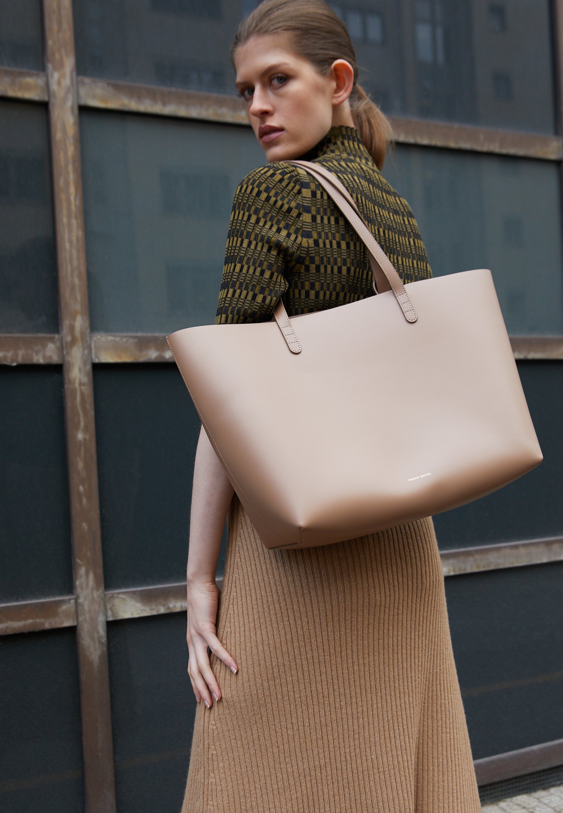 beige tote