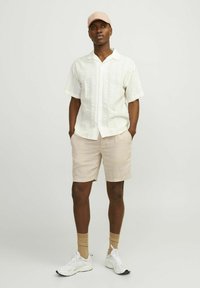 Jack & Jones Short - crockery