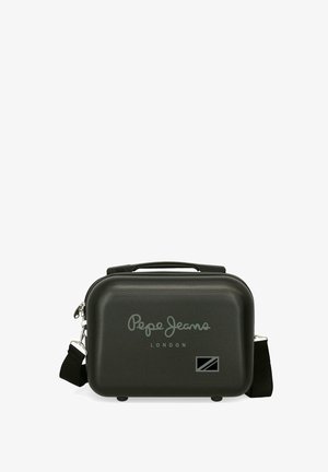 Maleta de viaje rígida rectangular negra de Pepe Jeans London con asa superior y correa de hombro desmontable.