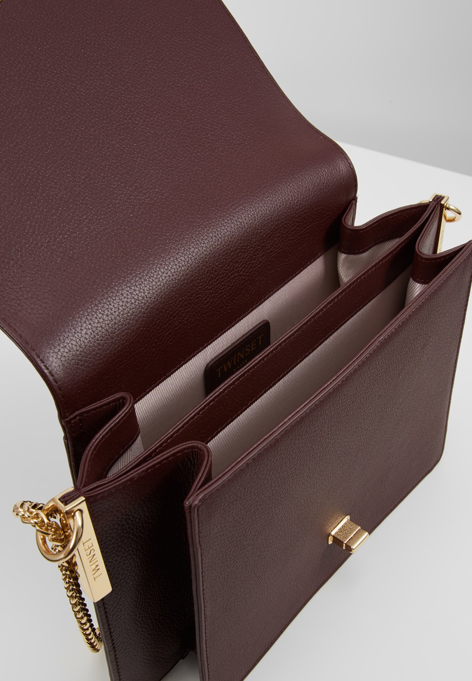 TWINSET BEA BAG Håndveske beet red Zalando.no TWINSET BEA BAG Håndveske nero Zalando.no