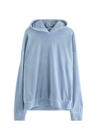 Jasnoniebieska bluza z miękkiego materiału, z kapturem, długimi rękawami i luźnym krojem. Dolna krawędź jest nieco skrócona, co nadaje nowoczesny wygląd.