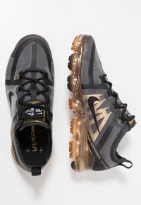 Nike Performance Zapatillas running asfalto - black