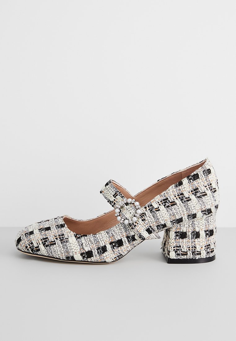 Tacones
